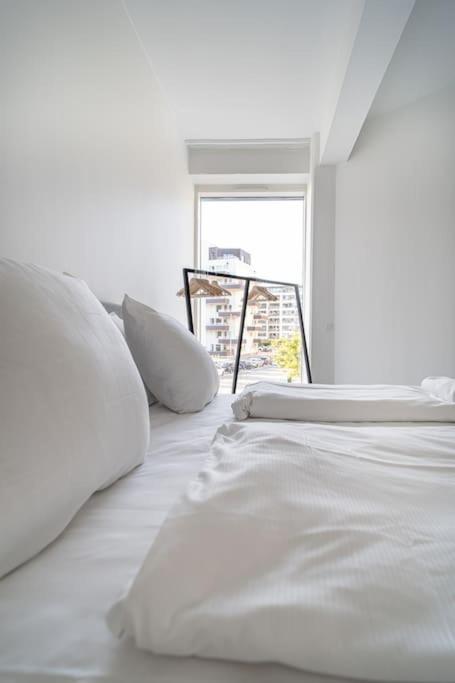 Apartment Scandinavian Premium Atelier - Spacious Comfort *